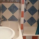 Grosse In Ko-pfaffendorf Nahe Dem Rhein Lägenhet *